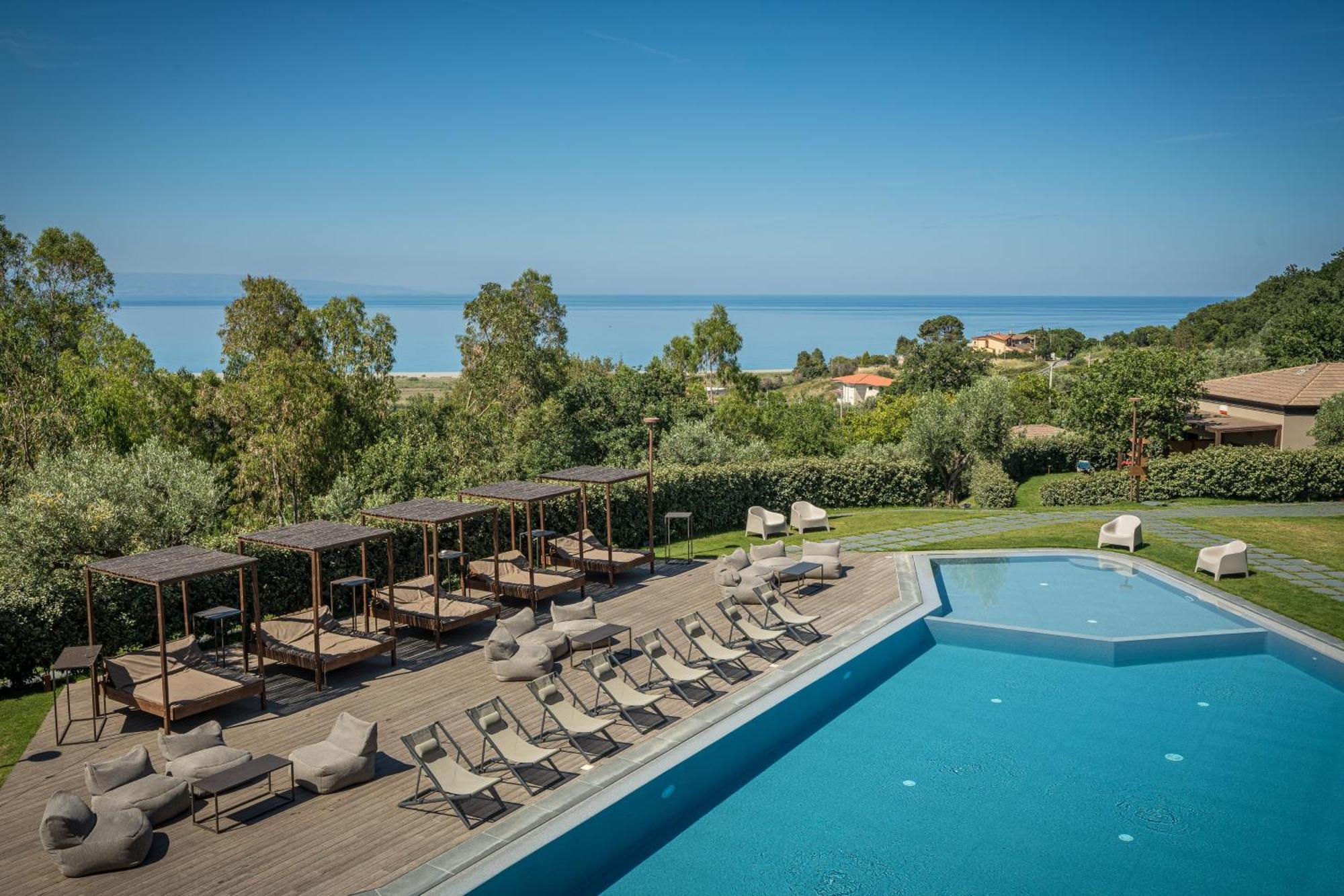 Hang Loose Cottage Hotel & Resort 4 Stelle Gizzeria Calabria Extérieur photo